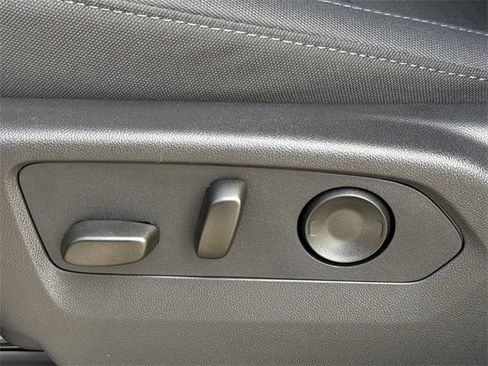 New 2026 Chevrolet Silverado 1500 LT w/ Convenience Package II image 25