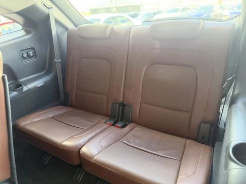 Used 2011 Hyundai Veracruz Limited FWD image 16