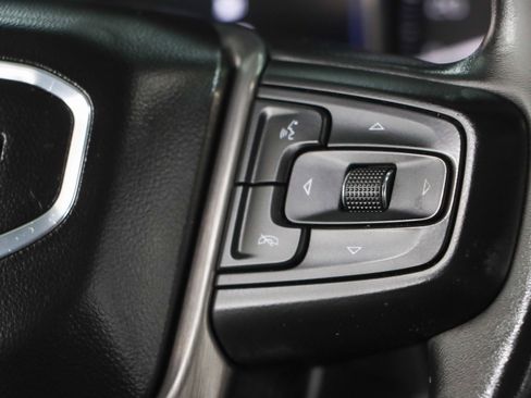 Used 2022 GMC Sierra 2500 Denali w/ Denali Black Diamond Edition AWD/4WD image 15