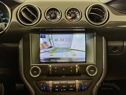Used 2020 Ford Mustang Shelby GT500 w/ Technology Package RWD image 18
