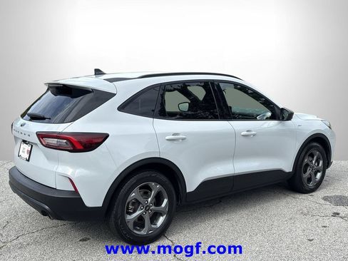 Used 2025 Ford Escape ST-Line FWD image 24