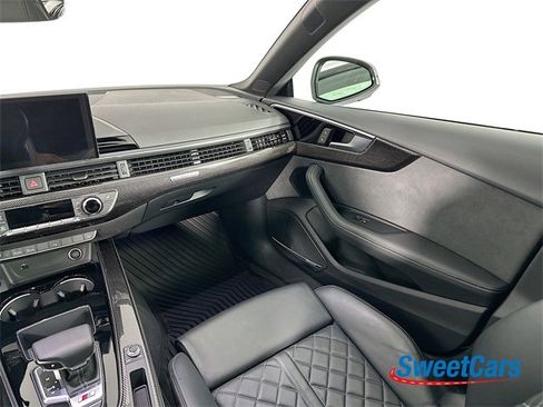 Used 2025 Audi S5 Premium Plus image 37