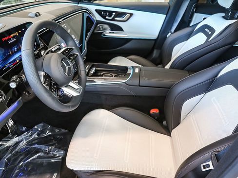New 2026 Mercedes-Benz E 53 AMG e 4MATIC Wagon image 15