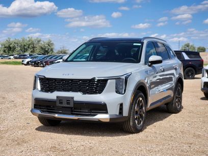 New 2026 Kia Sorento S w/ S Panoramic Sunroof Package