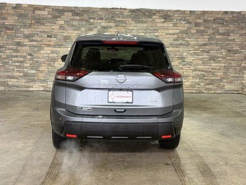 Certified 2025 Nissan Rogue SV image 6