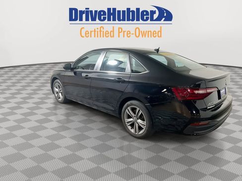 Used 2024 Volkswagen Jetta SE image 6