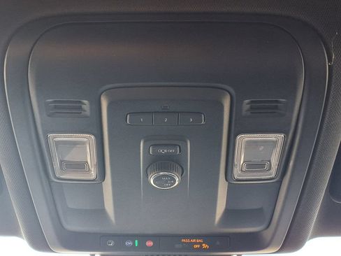 Used 2024 Chevrolet Tahoe LT RWD image 31