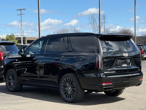 Used 2026 Cadillac Escalade Platinum Sport w/ LPO, Floor Liner Package image 52