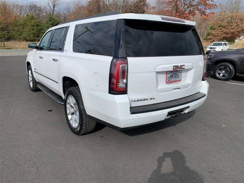 Used 2015 GMC Yukon XL SLE w/ Convenience Package image 7