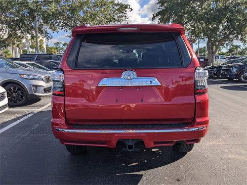 Used 2021 Toyota 4Runner Limited image 5