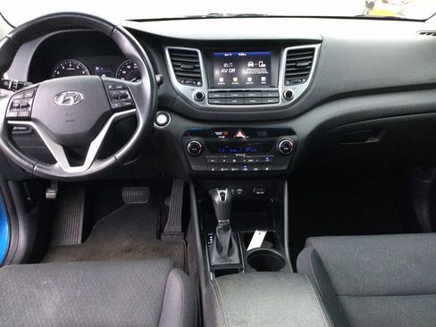 Used 2018 Hyundai Tucson Value AWD/4WD image 19