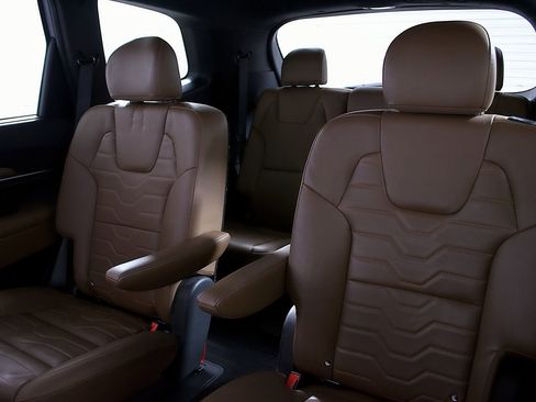 Used 2022 Kia Telluride SX w/ SX Prestige Package image 17