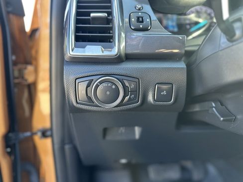 Used 2019 Ford Ranger Lariat w/ Equipment Group 501A Mid image 27