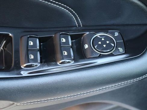 Used 2017 Ford Edge Titanium w/ Equipment Group 301A image 17