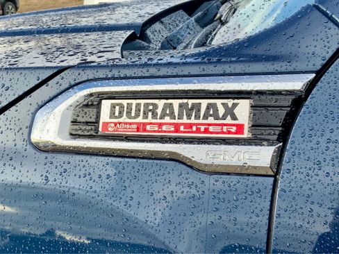 Used 2023 GMC Sierra 3500 Denali w/ Denali Ultimate Package image 21