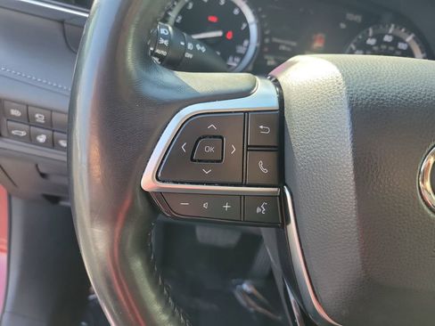 Used 2021 Toyota Highlander Platinum image 29