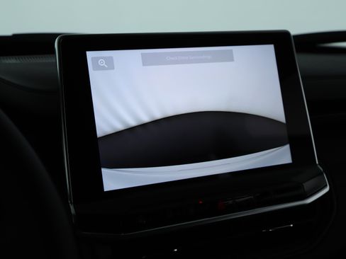 New 2026 Jeep Compass Limited image 13