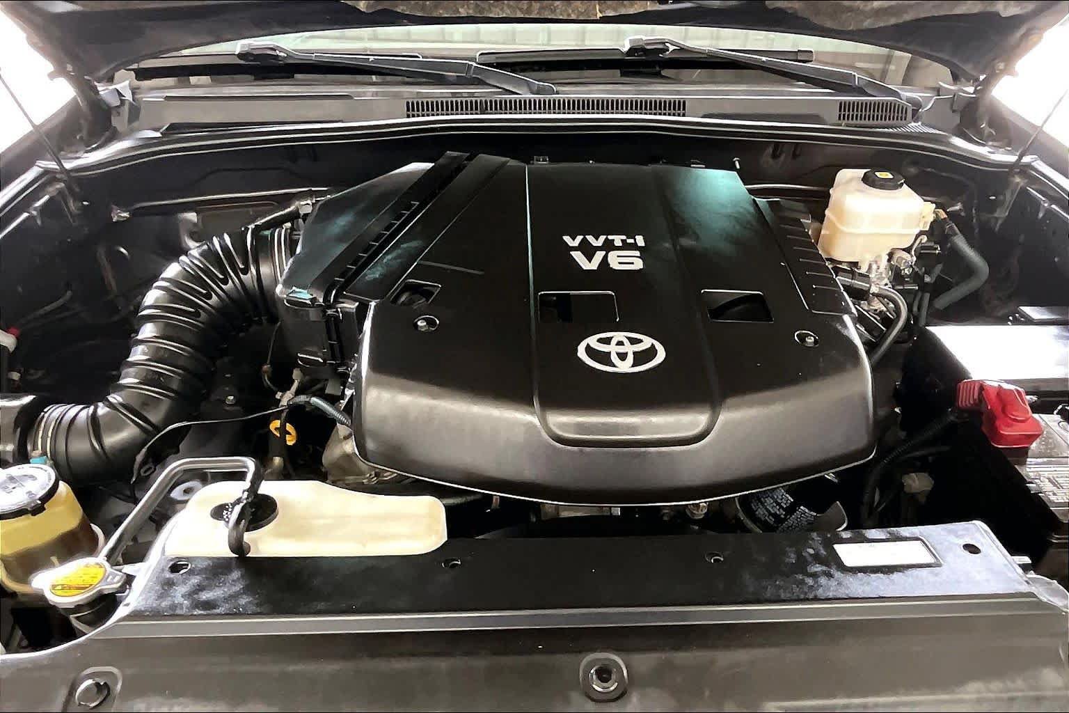 Used 2008 Toyota 4Runner SR5 RWD image 28