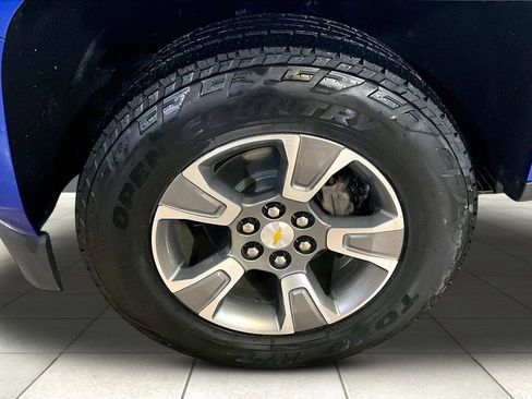 Used 2019 Chevrolet Colorado Z71 AWD/4WD image 10