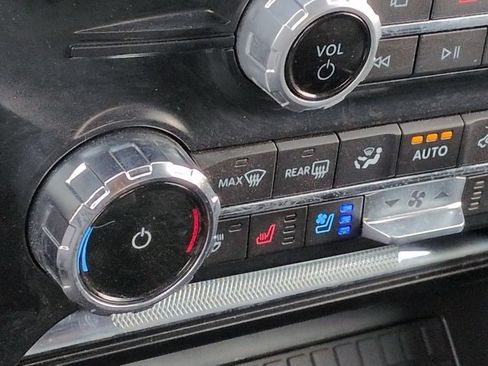 Used 2025 Ford F150 Lariat w/ Equipment Group 502A High AWD/4WD image 22