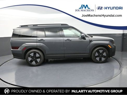 Used 2026 Hyundai Santa Fe SEL image 2