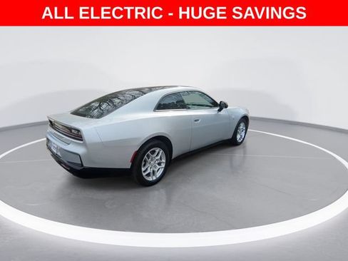 New 2025 Dodge Charger Daytona R/T w/ Quick Order Package 25M R/T AWD/4WD image 8