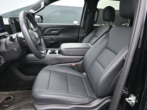 Used 2024 Chevrolet Silverado EV W/T AWD/4WD image 12