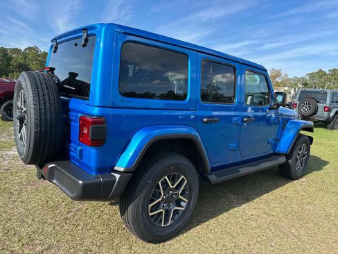 New 2025 Jeep Wrangler Sahara image 3