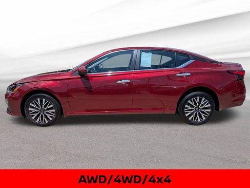 Certified 2023 Nissan Altima 2.5 SV AWD/4WD image 12