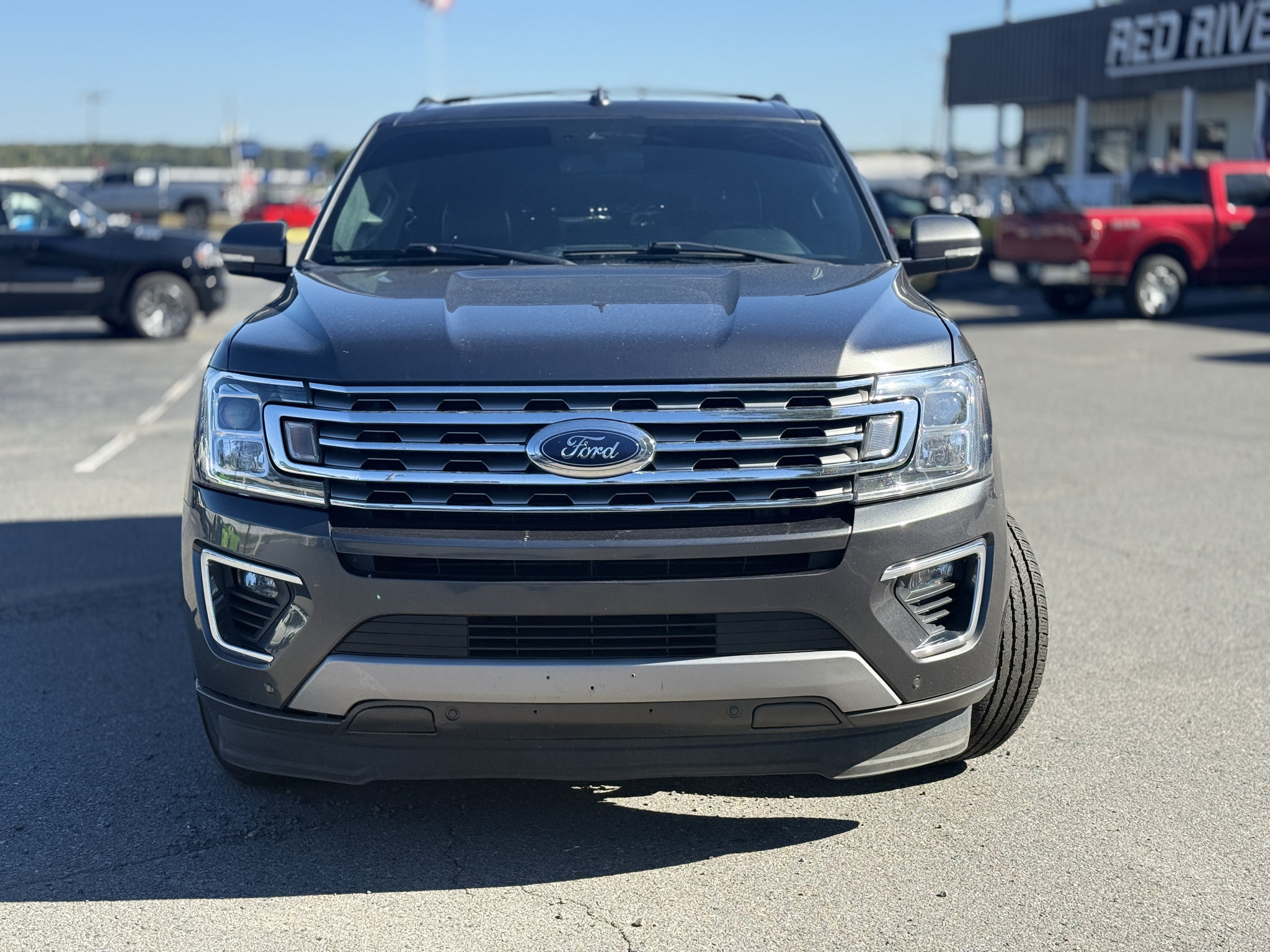 Used 2021 Ford Expedition Max Limited RWD image 2