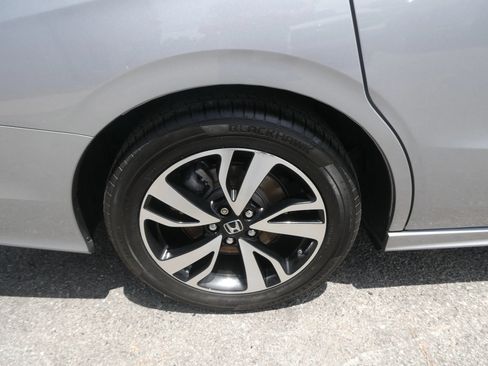 Used 2019 Honda Odyssey Elite image 38