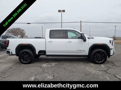 New 2026 GMC Sierra 2500 AT4 image 2