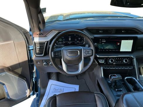 Used 2024 GMC Sierra 1500 Denali image 12