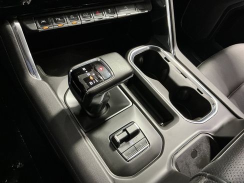 Used 2025 GMC Sierra 1500 Denali w/ Technology Package image 30