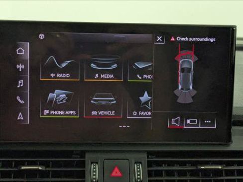 Used 2023 Audi Q5 2.0T Premium w/ Convenience Package AWD/4WD image 31