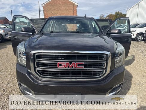 Used 2017 GMC Yukon SLT image 9