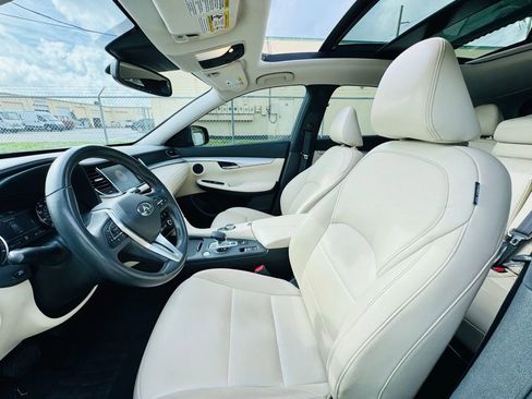 Used 2019 INFINITI QX50 Luxe w/ Cargo Package image 12