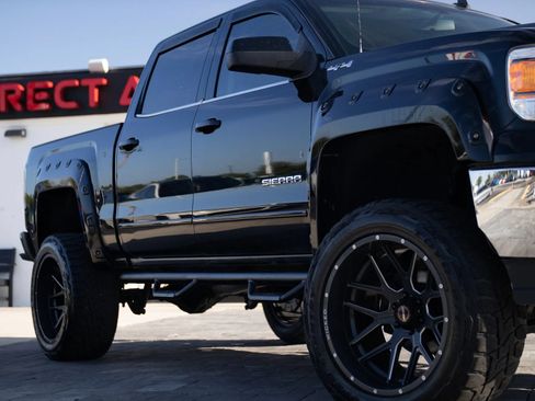 Used 2014 GMC Sierra 1500 SLE w/ SLE Value Package AWD/4WD image 2