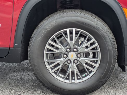 New 2026 Chevrolet Traverse LT w/ Driver Confidence Package FWD image 12