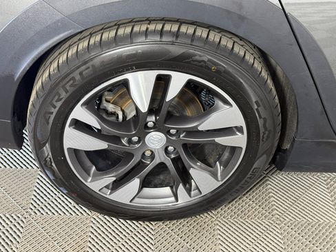 Used 2018 Buick Regal Preferred w/ Sights and Sounds Package image 7