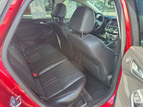 Used 2012 Ford Focus Titanium image 15