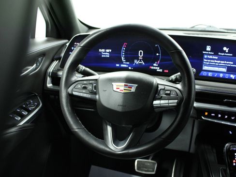 Used 2024 Cadillac XT4 Sport image 18