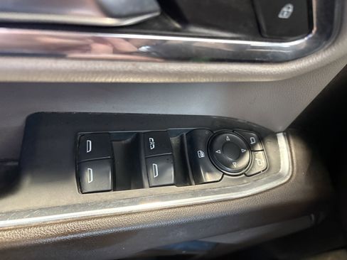 Used 2024 Chevrolet Silverado 2500 LT image 10