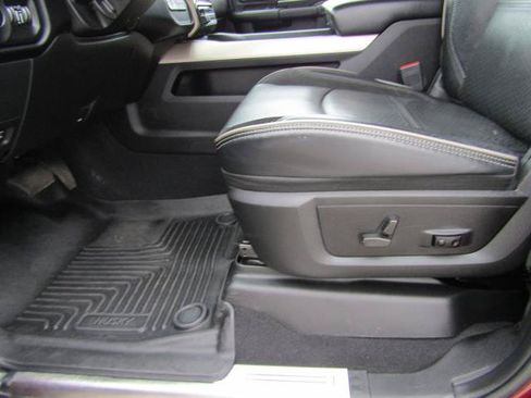 Used 2022 RAM 2500 Laramie AWD/4WD image 18