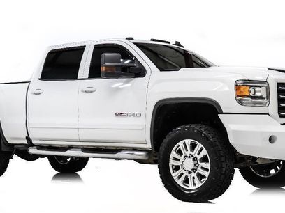 Used 2018 GMC Sierra 2500 SLT w/ Duramax Plus Package