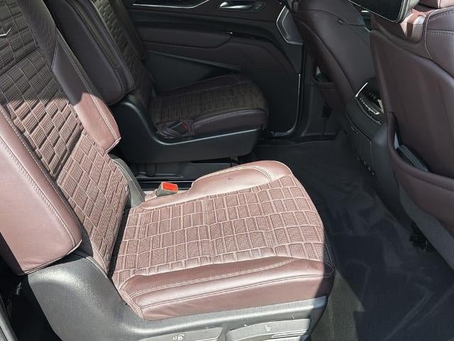 Certified 2024 Cadillac Escalade ESV Sport Platinum w/ LPO, ONYX Package AWD/4WD image 16