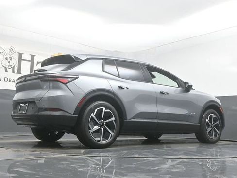 New 2026 Chevrolet Equinox EV LT w/ Comfort Package image 11