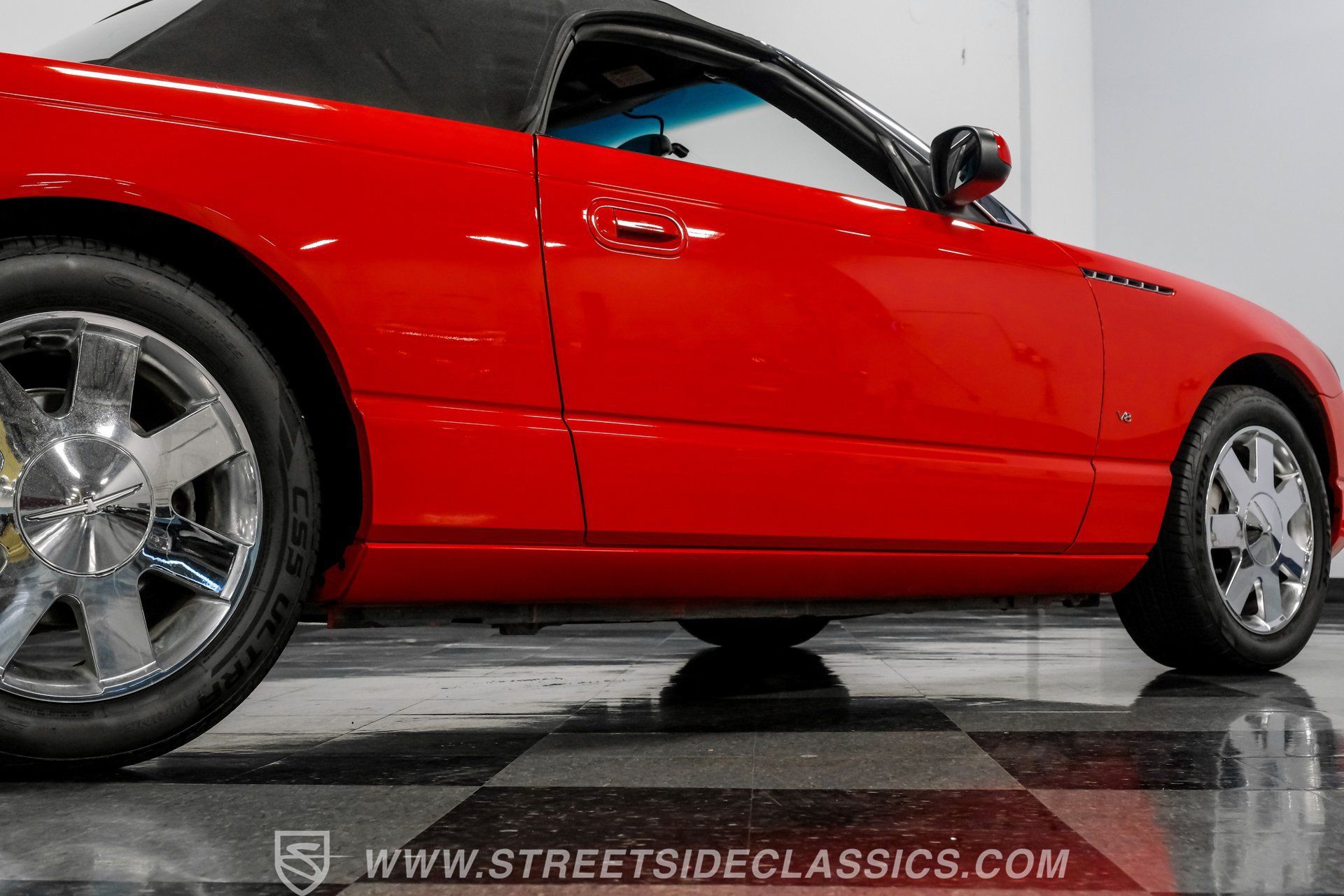 Used 2003 Ford Thunderbird RWD image 33