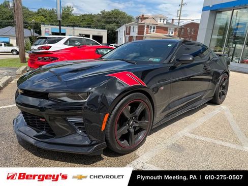Used 2017 Chevrolet Camaro SS RWD image 6