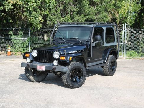 Used 2004 Jeep Wrangler Rubicon w/ Dual Top Group AWD/4WD image 1